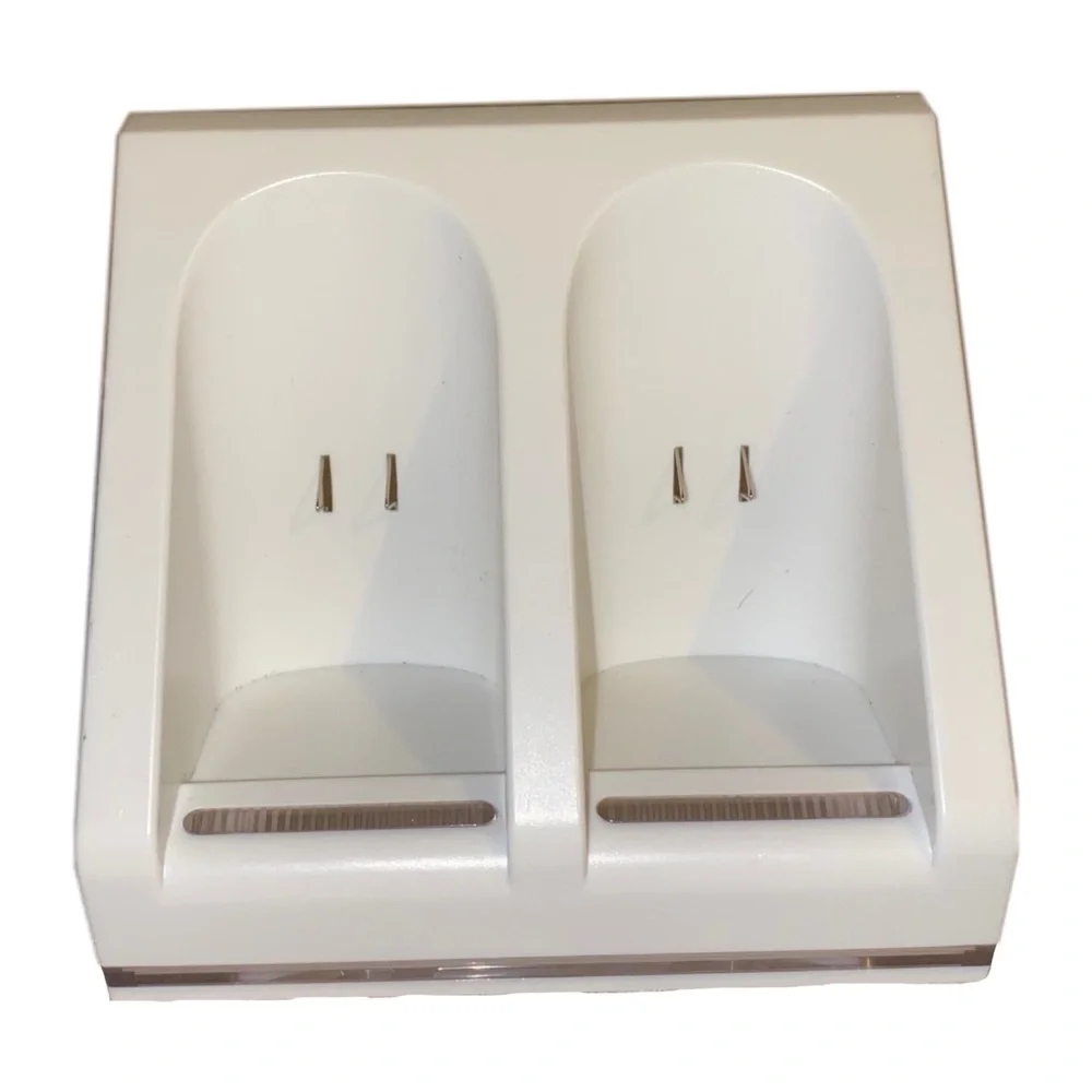 Dual Blue Light Charging Dock Station for Nintendo Wii Remote Battery Pack READ